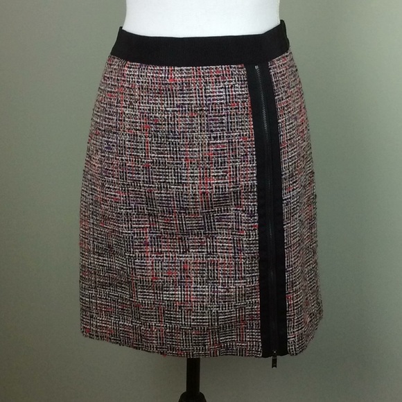 Liz Claiborne Dresses & Skirts - Liz Claiborne Petite Tweed Pencil Skirt